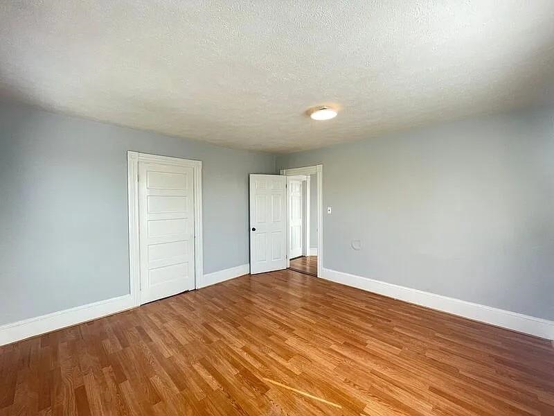 Manchester, New Hampshire 03103, United States, 3 Bedrooms Bedrooms, ,1 BathroomBathrooms,Residential,Active,190844