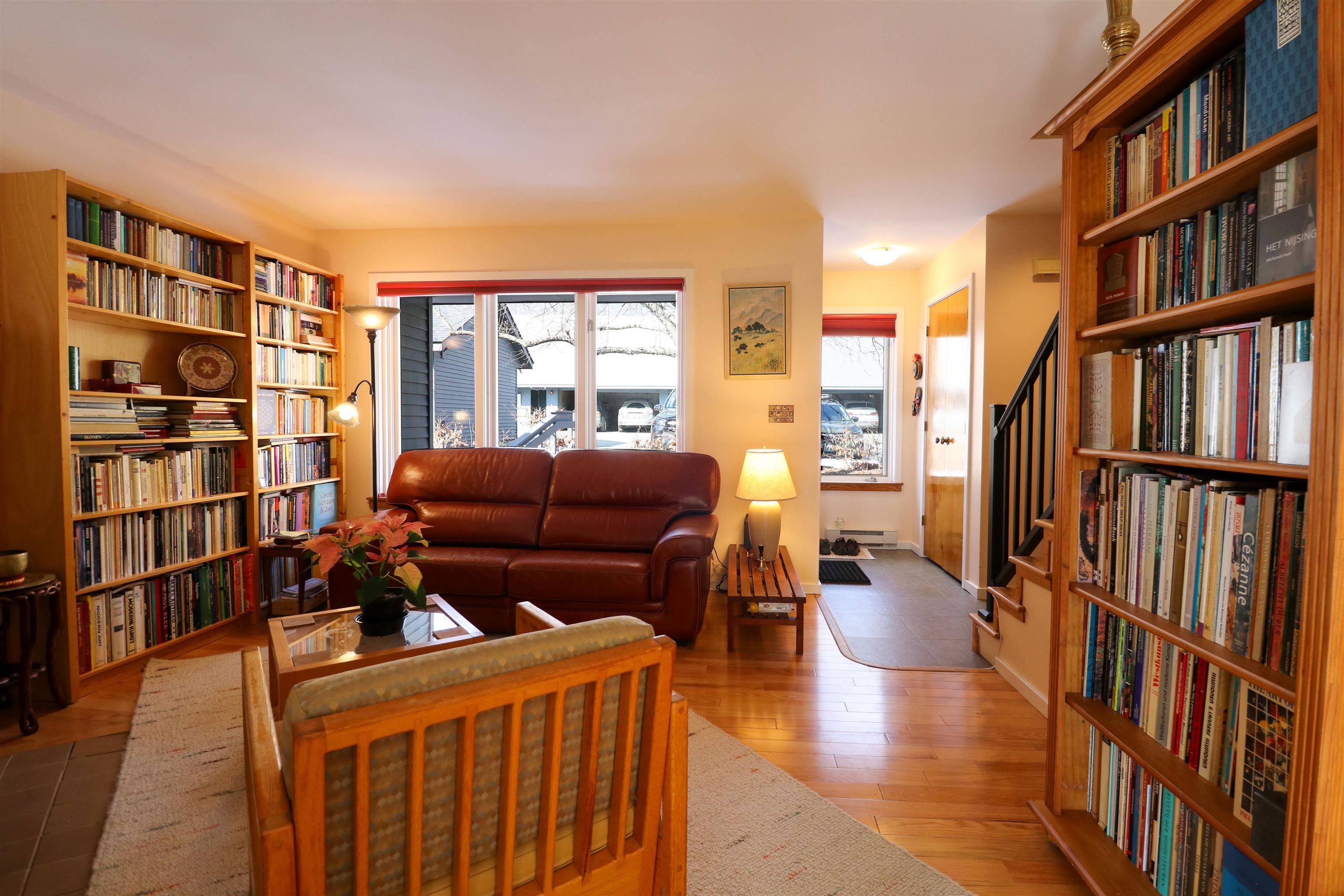 27 College Hill Road