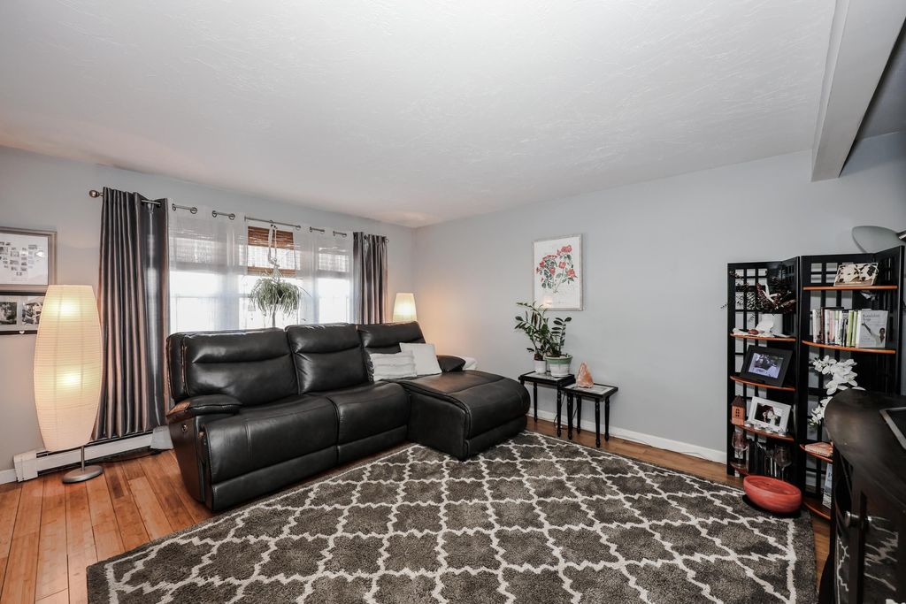 Photo of 333 Circle Road, Manchester, NH 03103 (MLS # 5076567)