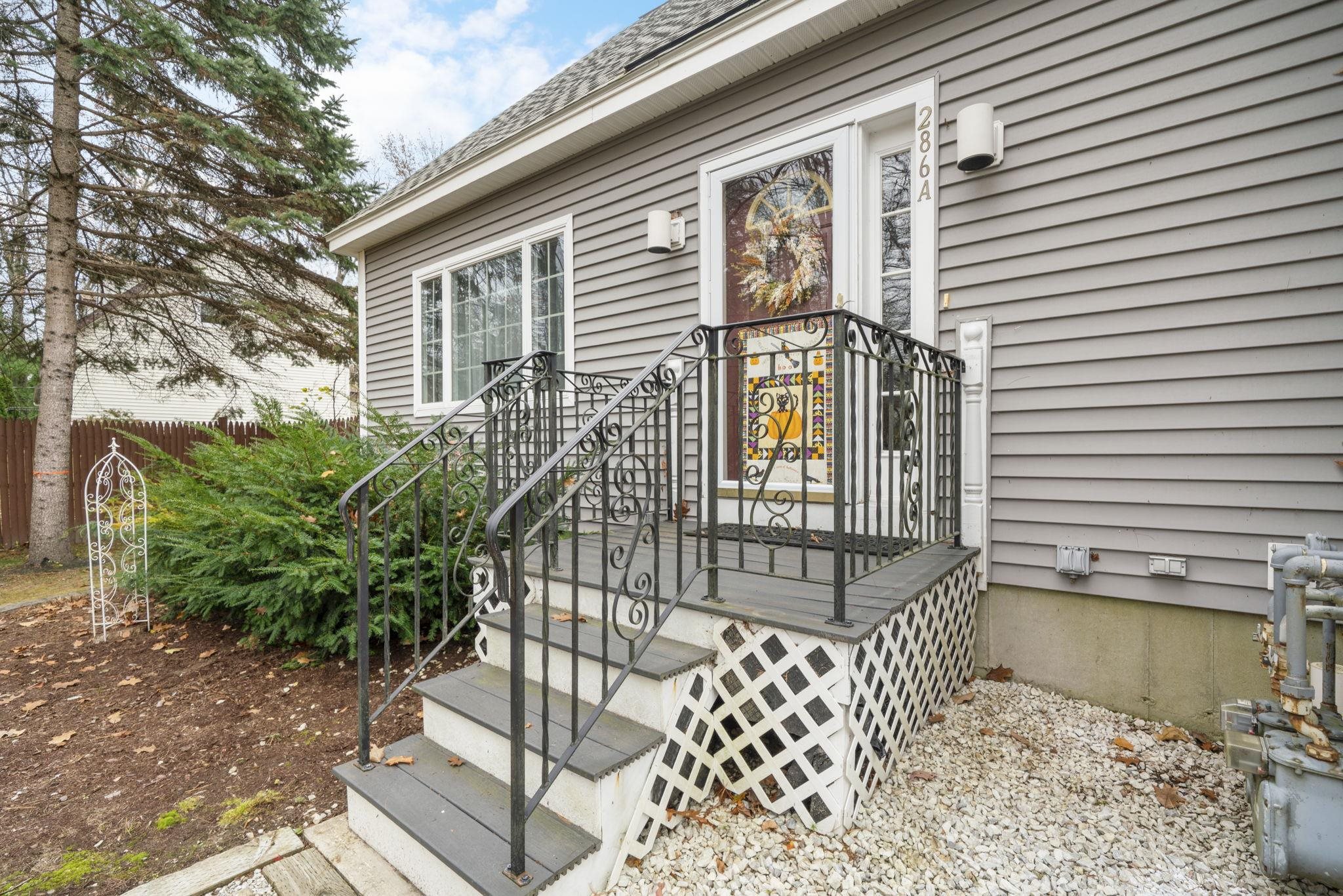 286A Londonderry Turnpike A