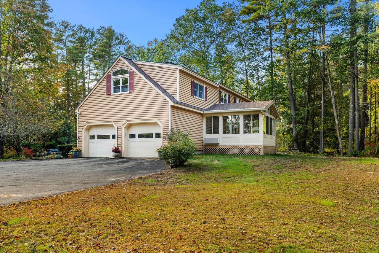 52 W Hollis Road