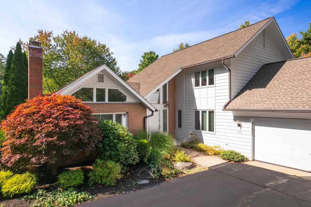 Photo of 100 Drinkwater Road, Hampton Falls, NH 03844 (MLS # 5064808)