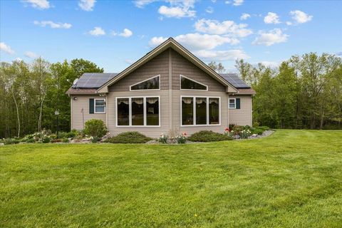 348 Maple Ridge Coventry VT 05825