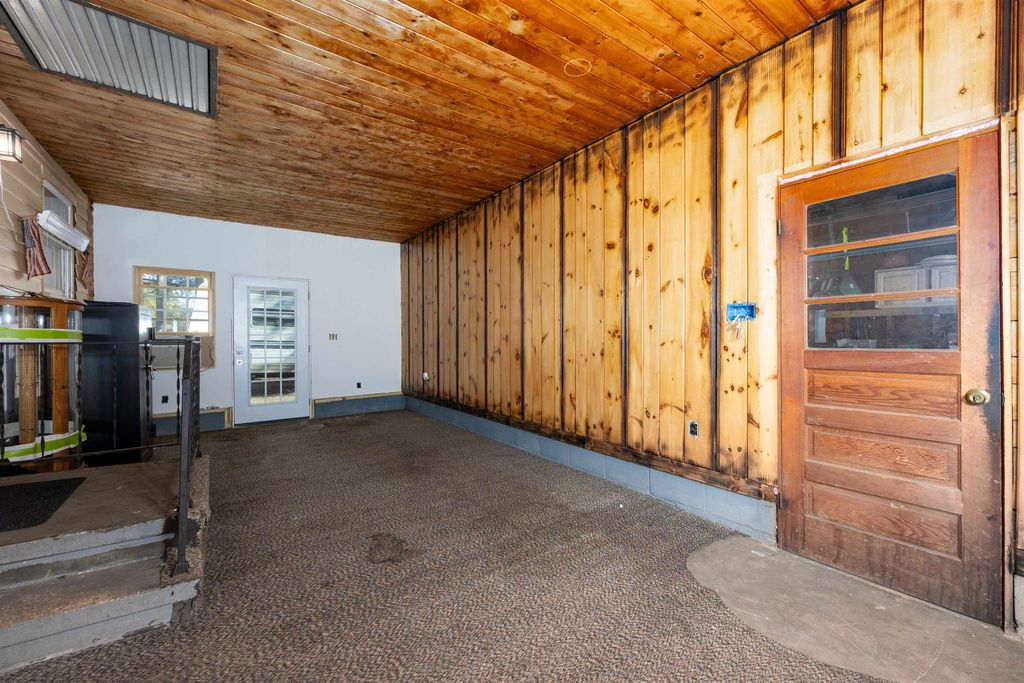 Photo of 2 Bishop Street, Merrimack, NH 03054 (MLS # 5064176)