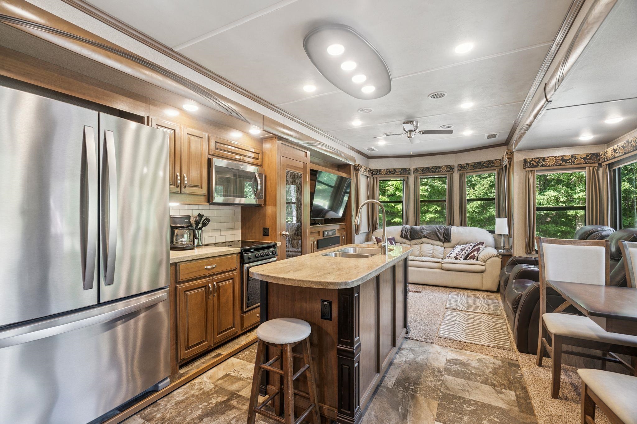 184 Pocahontas Lane 184