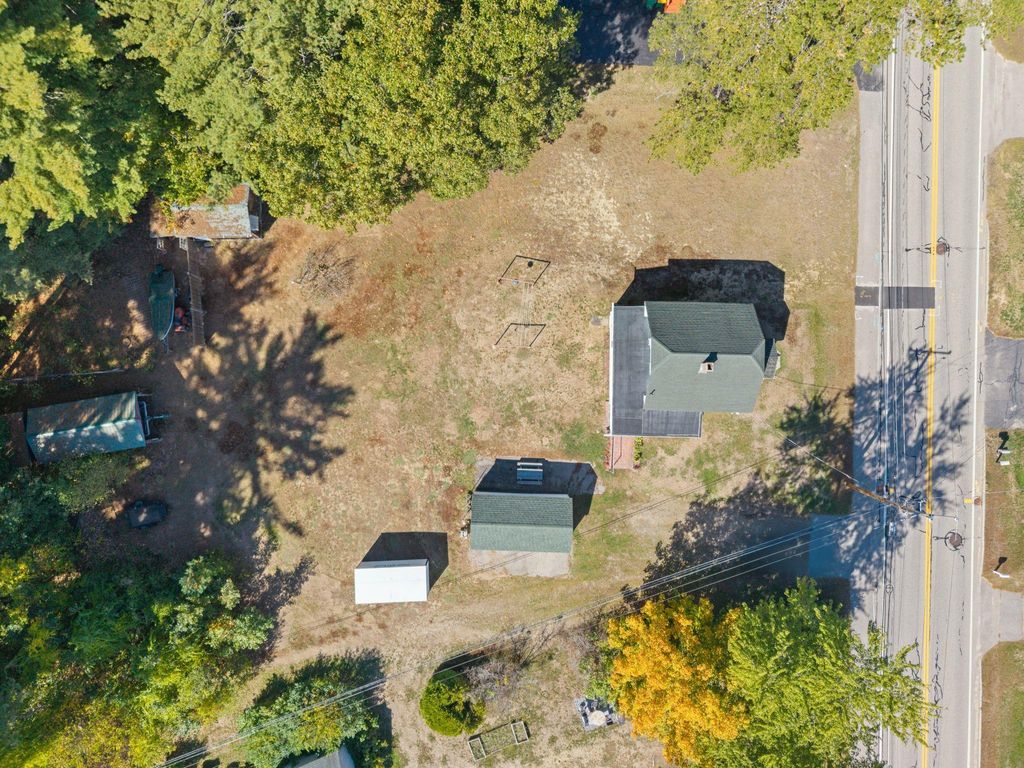 Photo of 84 Chestnut Hill Road, Rochester, NH 03867 (MLS # 5063710)