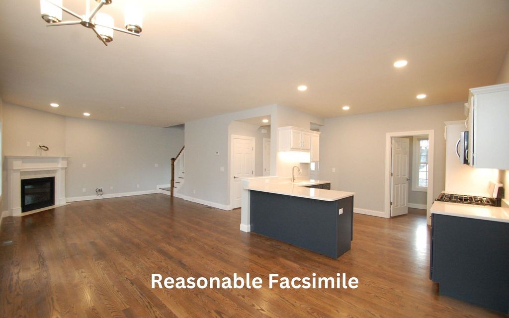 Photo of 72 Lantern Drive, Sandown, NH 03873 (MLS # 5080723)