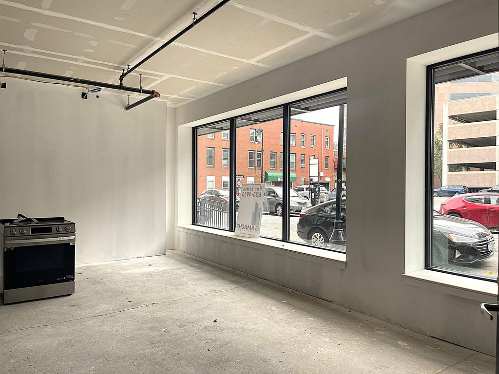 Photo of 25 Lowell Street #111, Manchester, NH 03101 (MLS # 5081475)