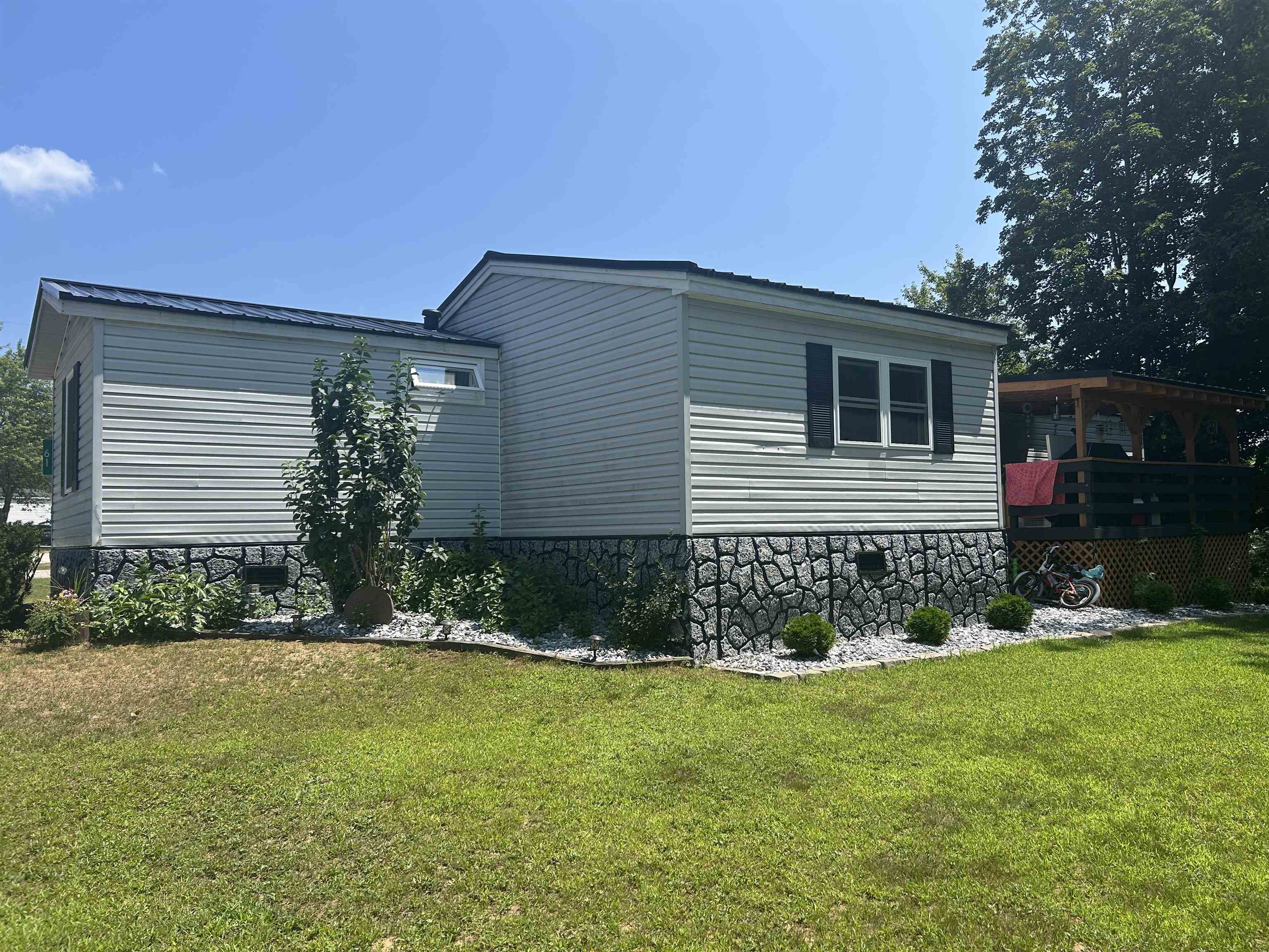 61 Pine Hill MH Park