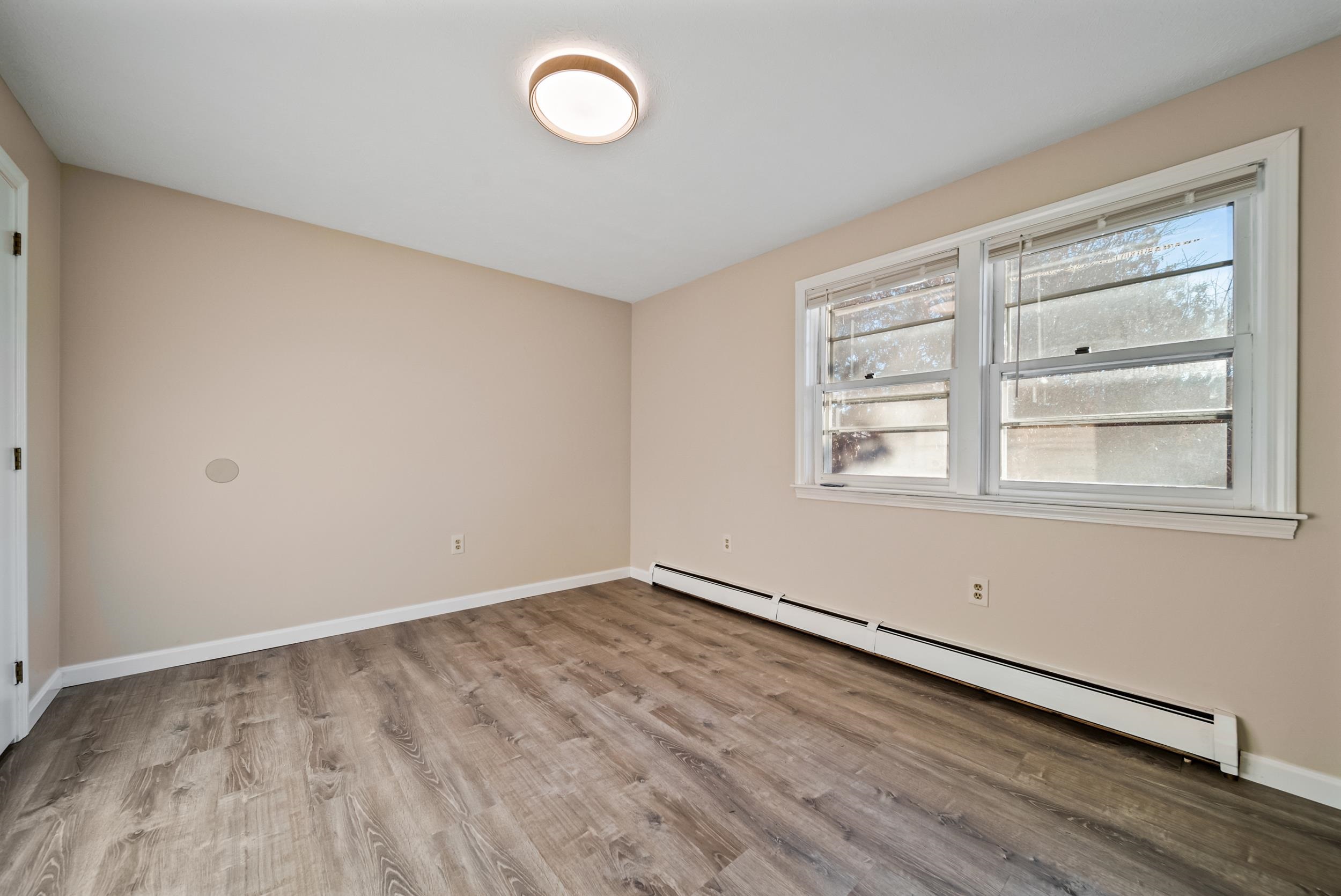 4 Norman Drive L
