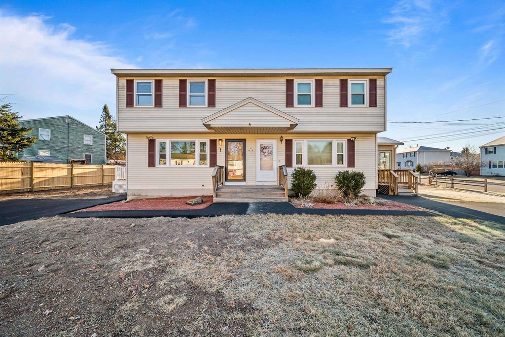 Photo of 4 Norman Drive #L, Derry, NH 03038 (MLS # 5058250)