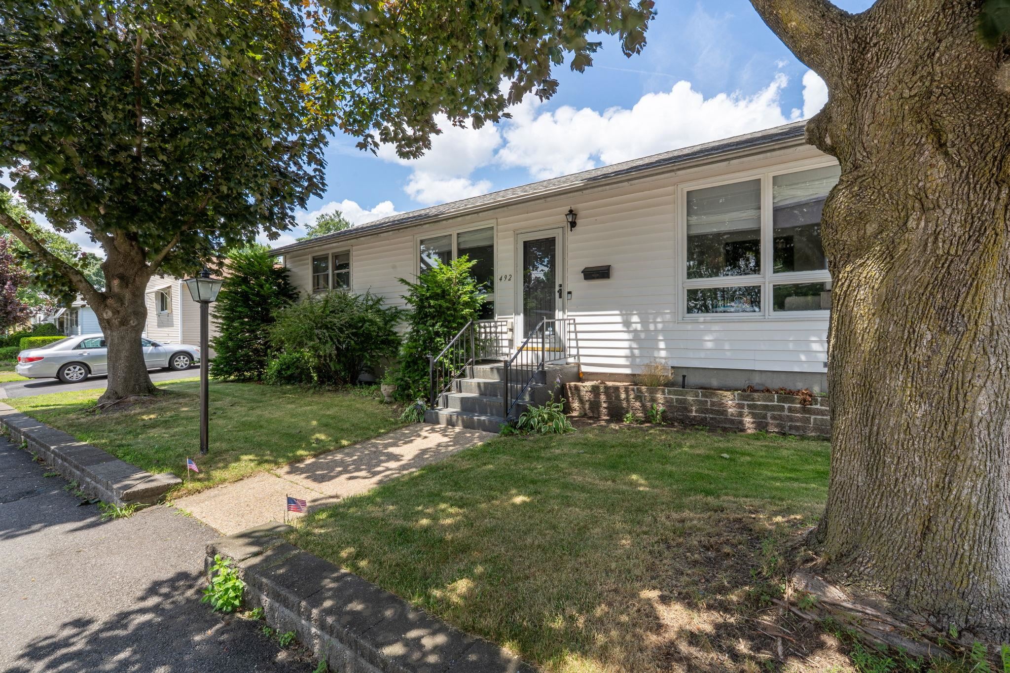 492 Cedar Street