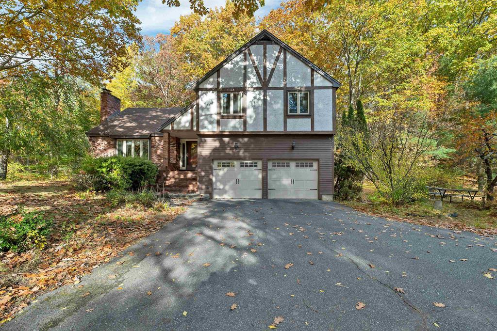 Photo of 11 Teague Drive, Salem, NH 03079 (MLS # 5067262)