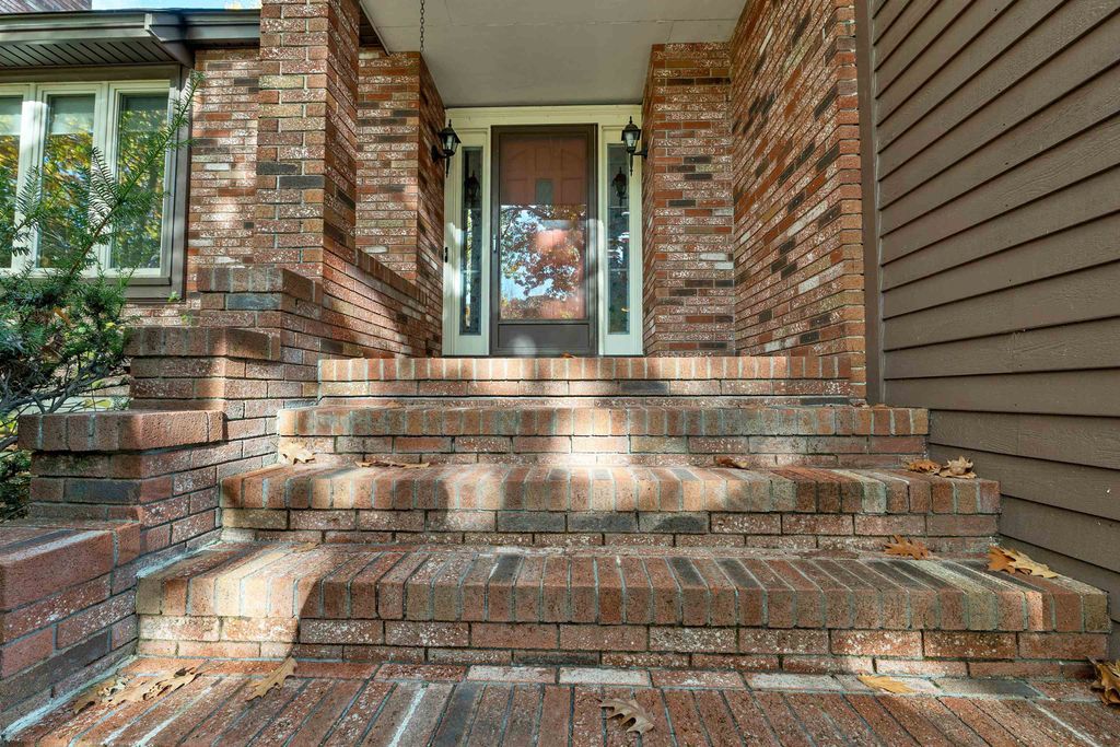 Photo of 11 Teague Drive, Salem, NH 03079 (MLS # 5067262)