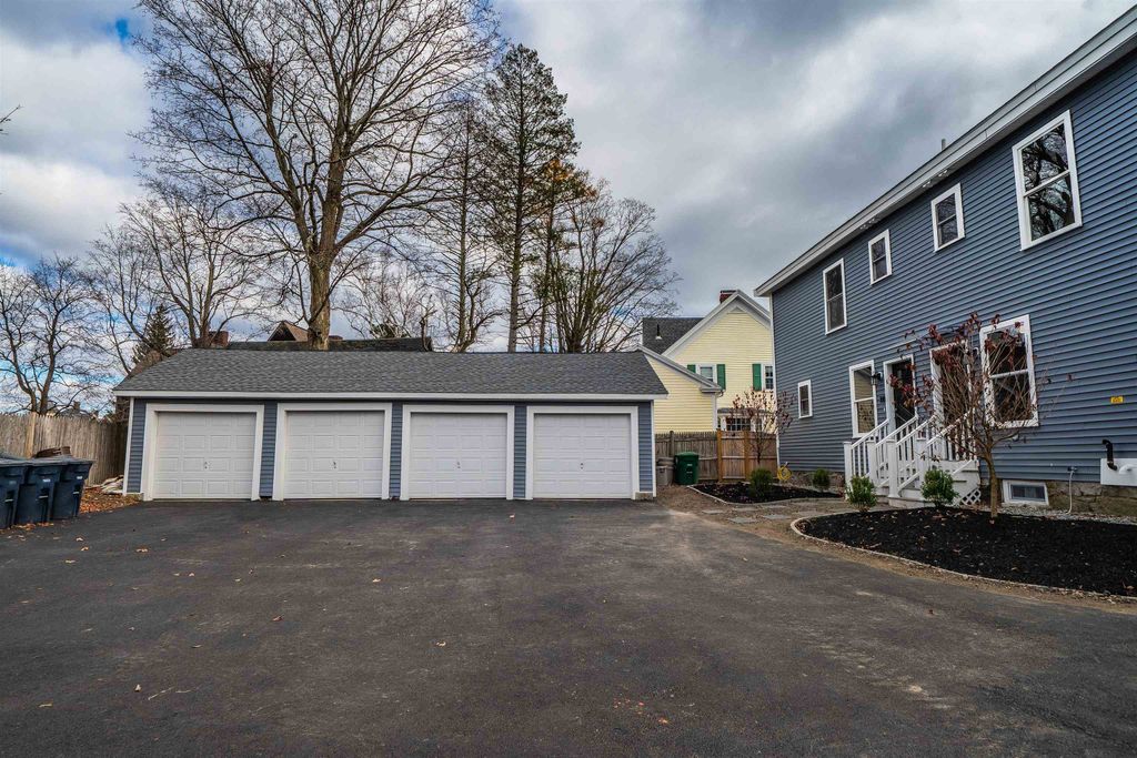 Photo of 38 Courtland Street, Nashua, NH 03064 (MLS # 5069712)