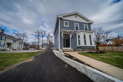 Photo of 38 Courtland Street, Nashua, NH 03064 (MLS # 5069712)