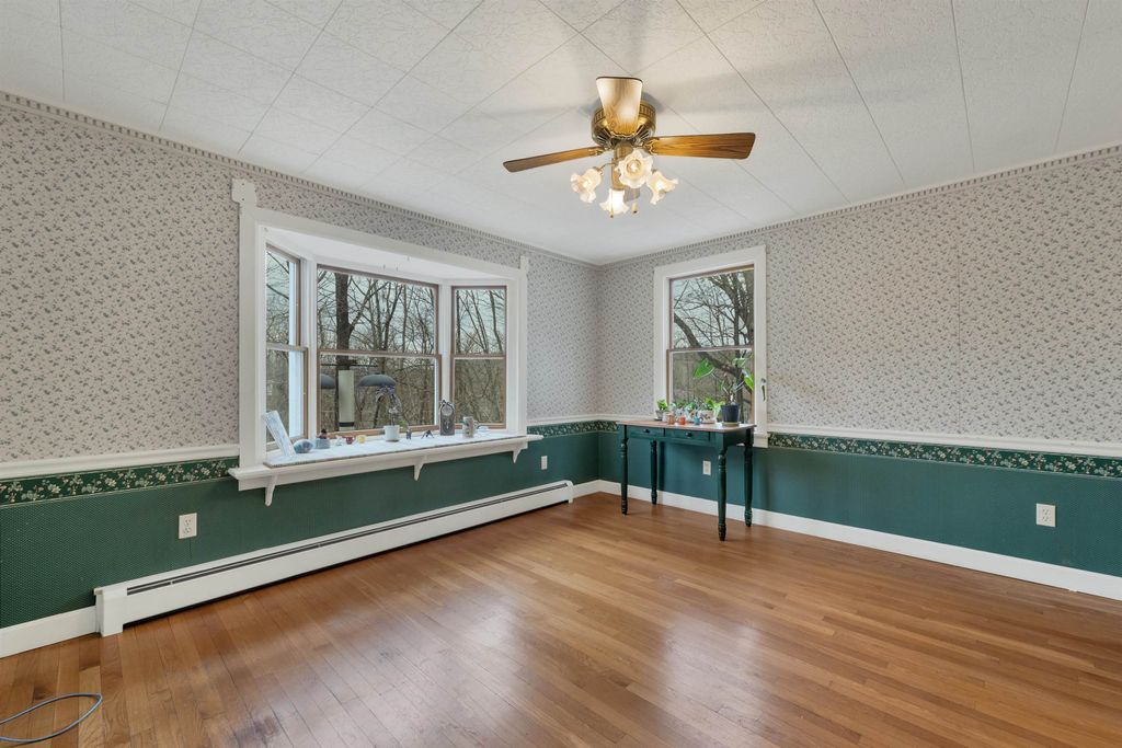 Photo of 136 George Street, Keene, NH 03431 (MLS # 5080097)