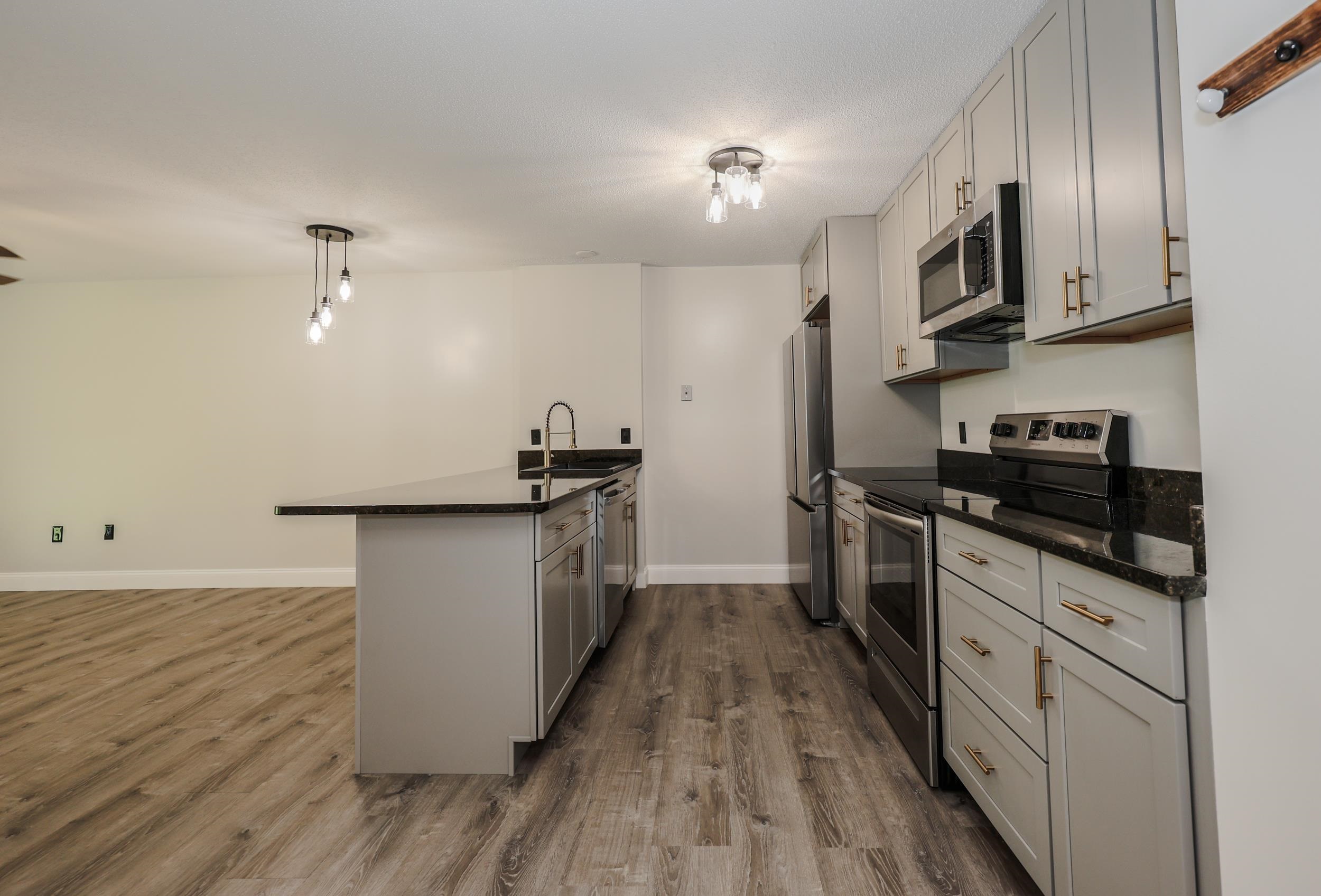 120 Fisherville Road Unit 8