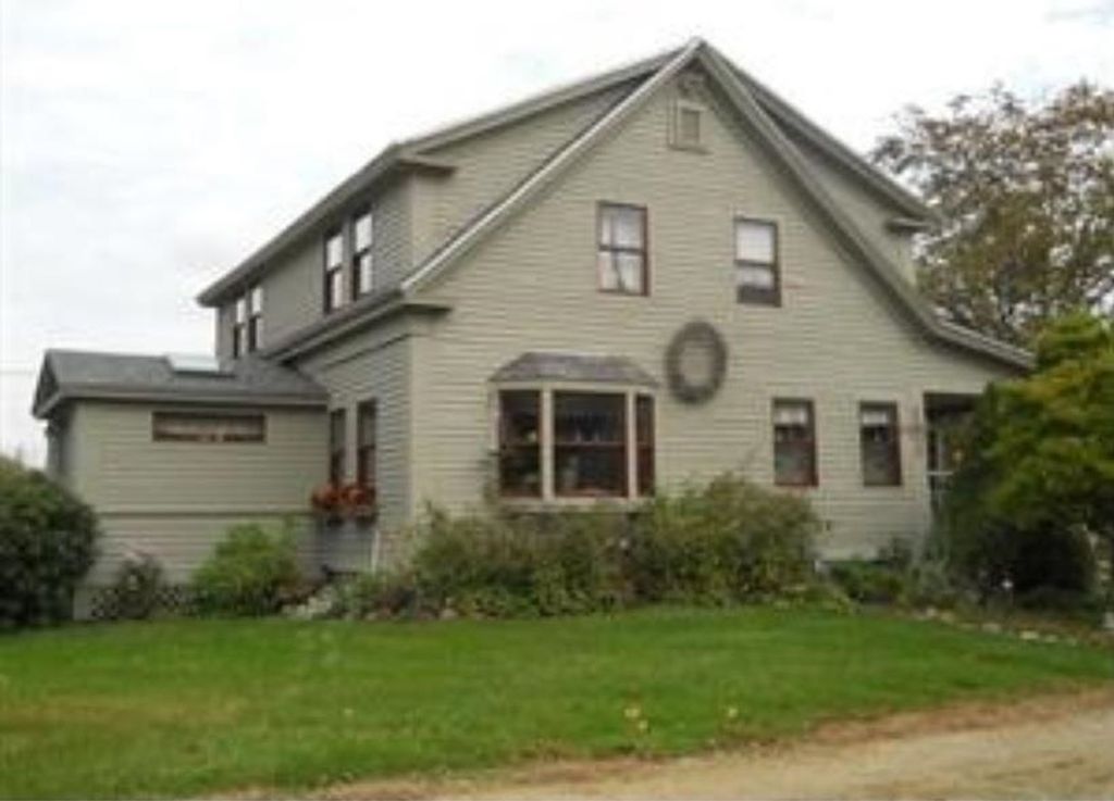 Photo of 16 Aiken Road, Farmington, NH 03835 (MLS # 5087522)
