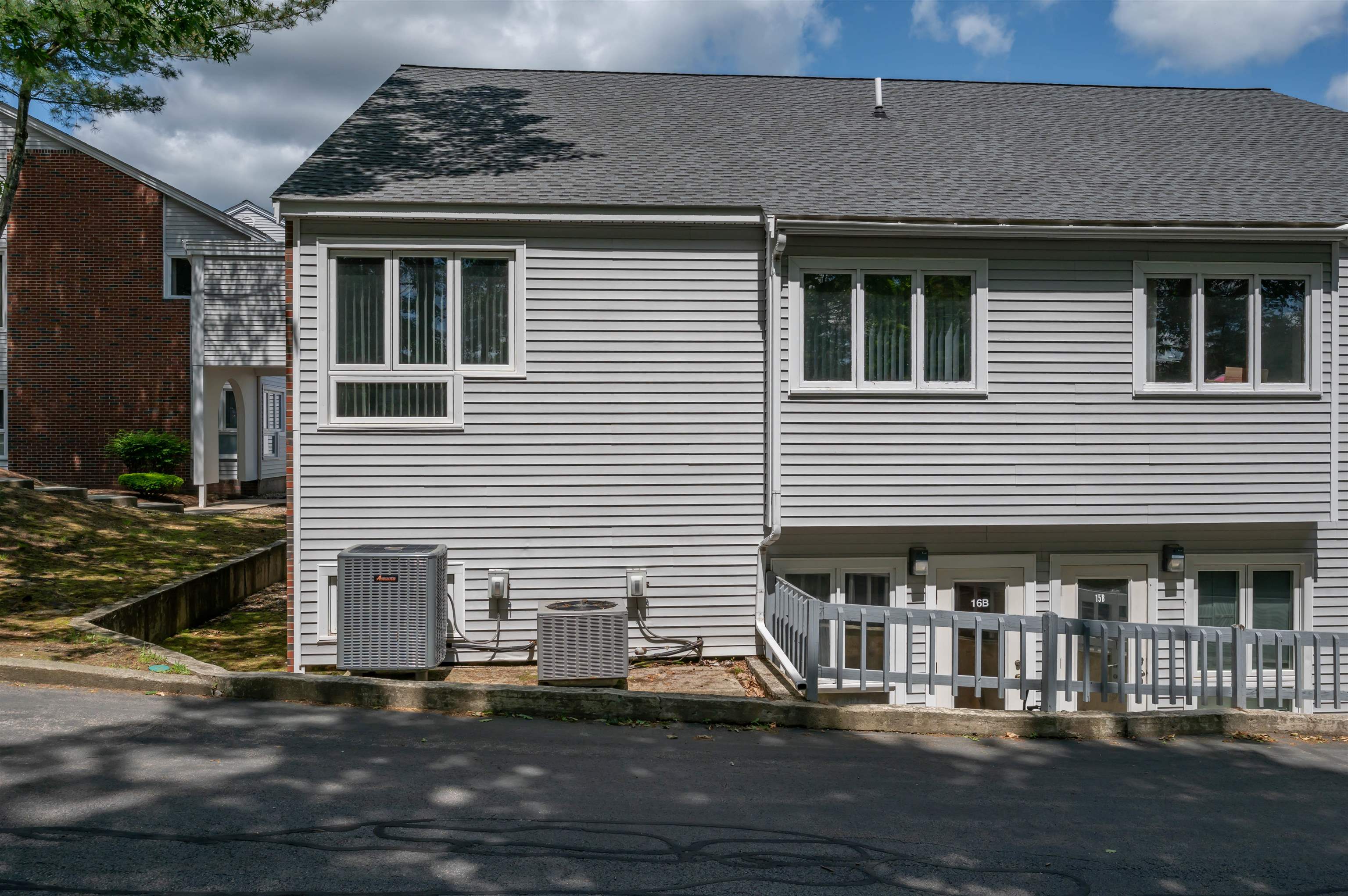 74 Northeastern Boulevard 16