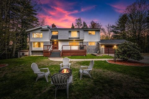 Photo of 4 Birch Court, Goffstown, NH 03045 (MLS # 5088608)