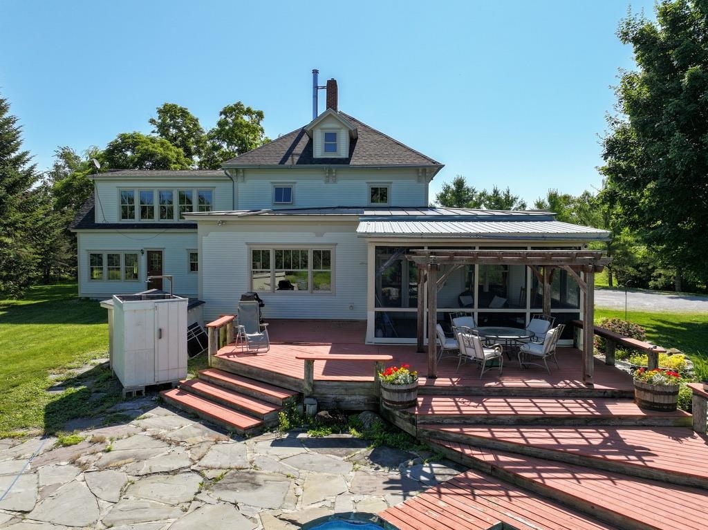 1104 Grandey Road