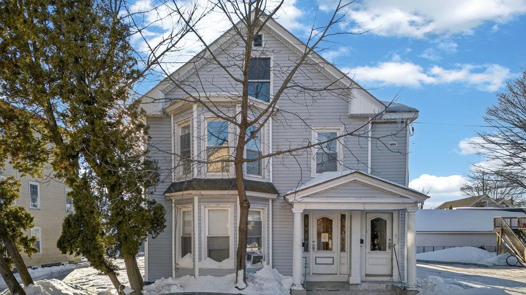 Photo of 911 Mason Street, Nashua, NH 03060 (MLS # 5076152)