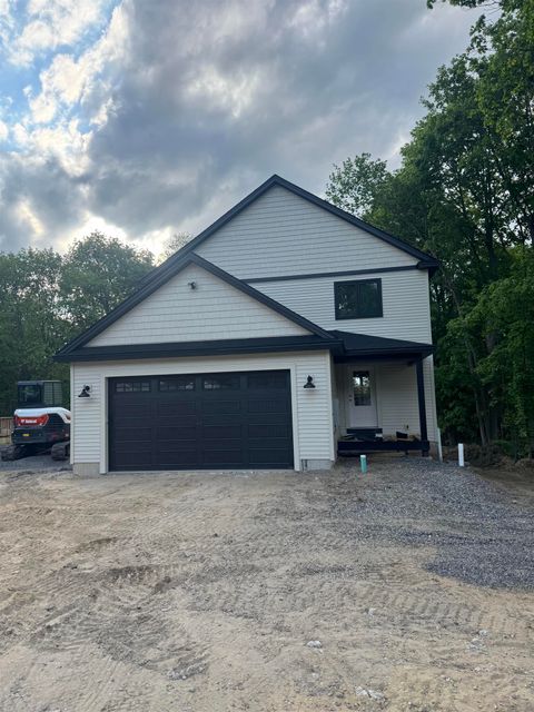 3 Crocket Street Rochester NH 03867