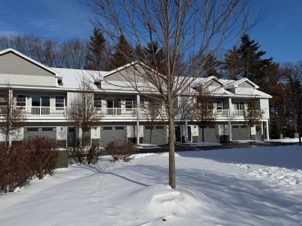 Photo of 1 Camelia Avenue #4, Concord, NH 03301 (MLS # 5071710)