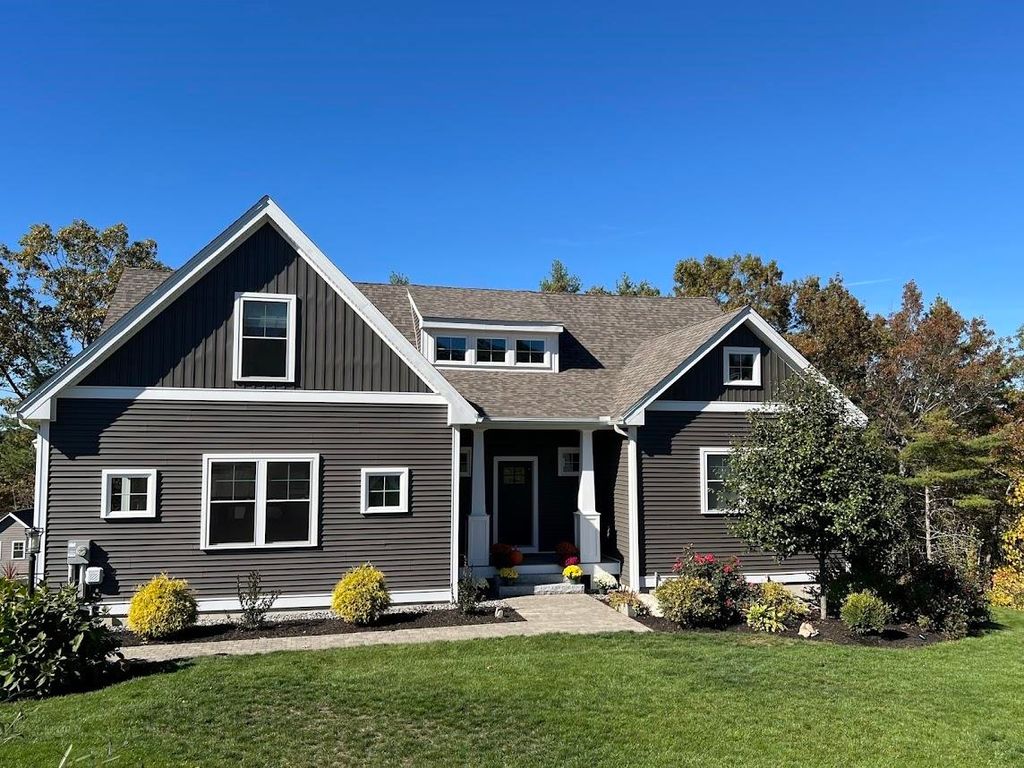 Photo of 22 Sunrise Circle, Auburn, NH 03032 (MLS # 5071306)