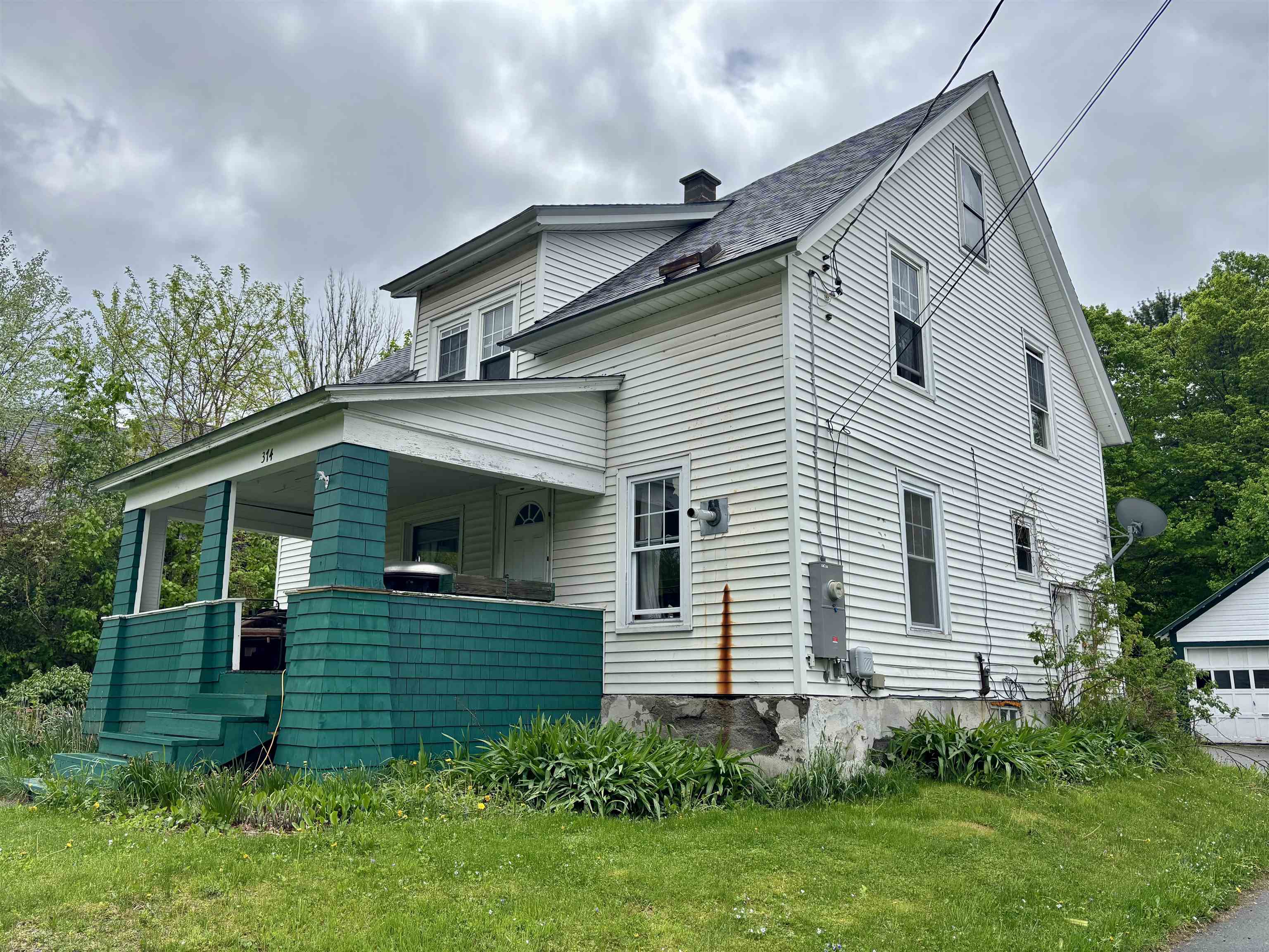 374 Caswell Avenue