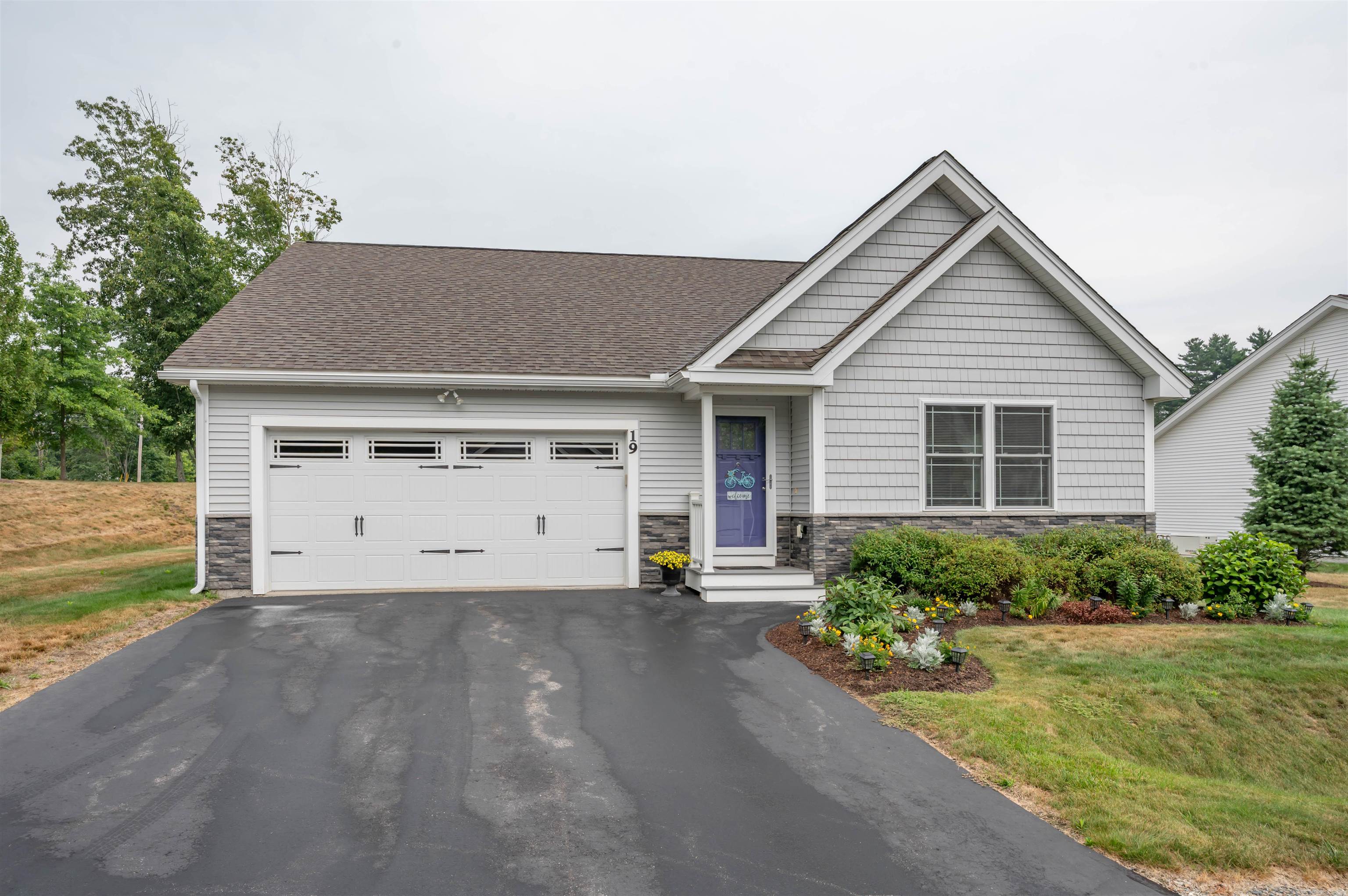 19 Monarch Way