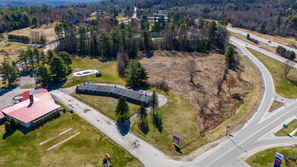 Photo of 337 Cottage Street, Littleton, NH 03561 (MLS # 4991153)