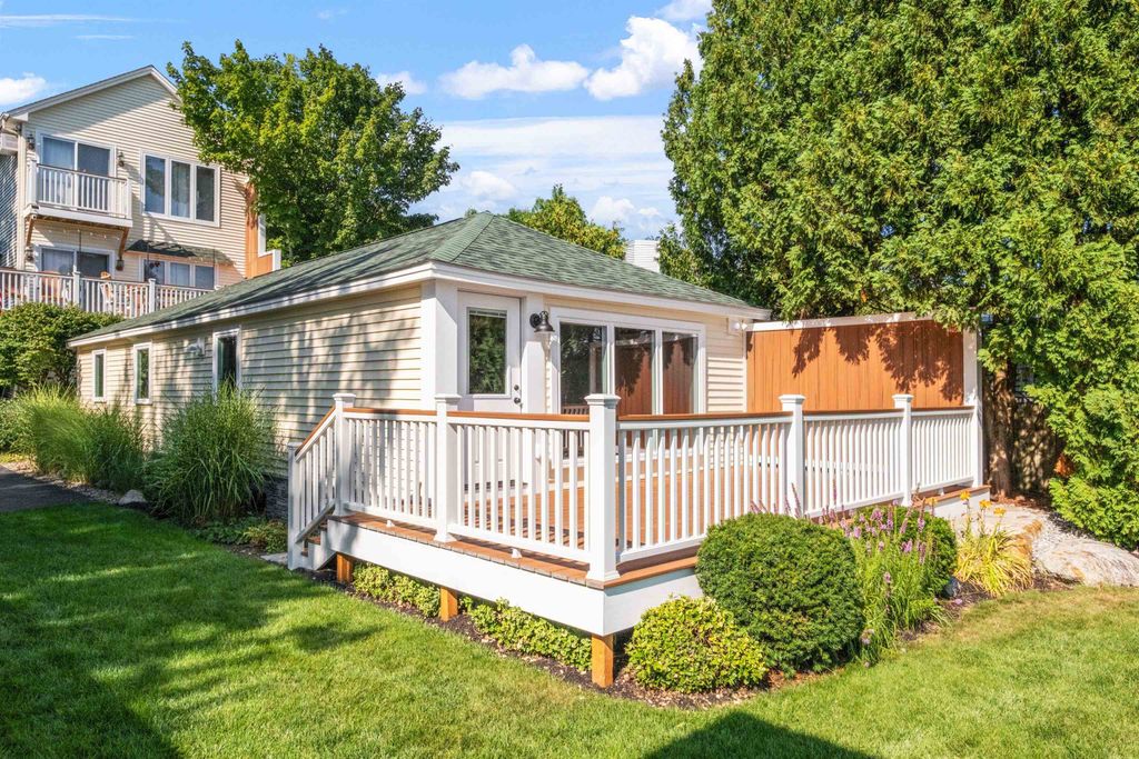 Photo of 38 Lake Shore Drive #12, Moultonborough, NH 03254 (MLS # 5082258)