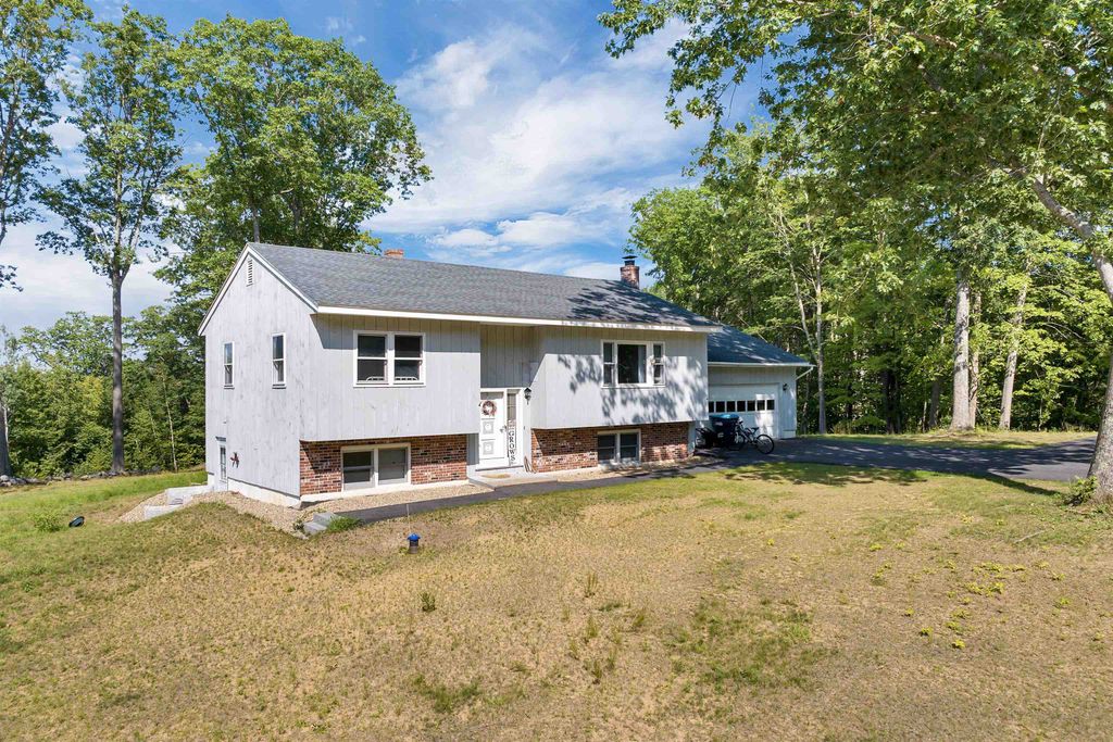 Photo of 45 Westview Drive, Belmont, NH 03220 (MLS # 5076575)