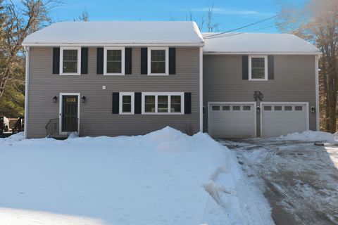 113 Gulf Road Lyndeborough NH 03082