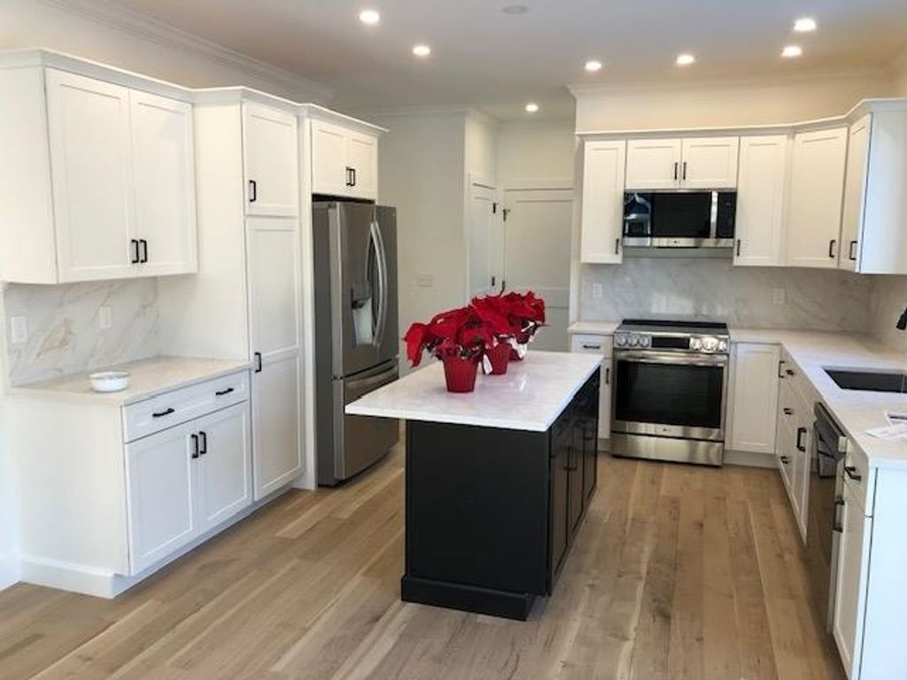 Photo of 59 Hobart Street, Concord, NH 03303 (MLS # 5024460)