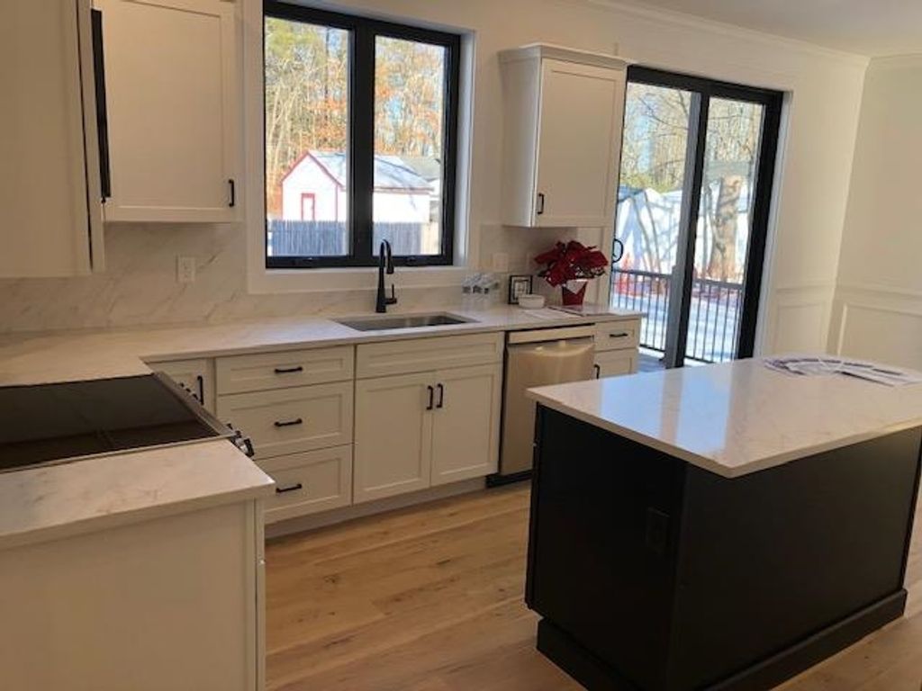 Photo of 59 Hobart Street, Concord, NH 03303 (MLS # 5024460)