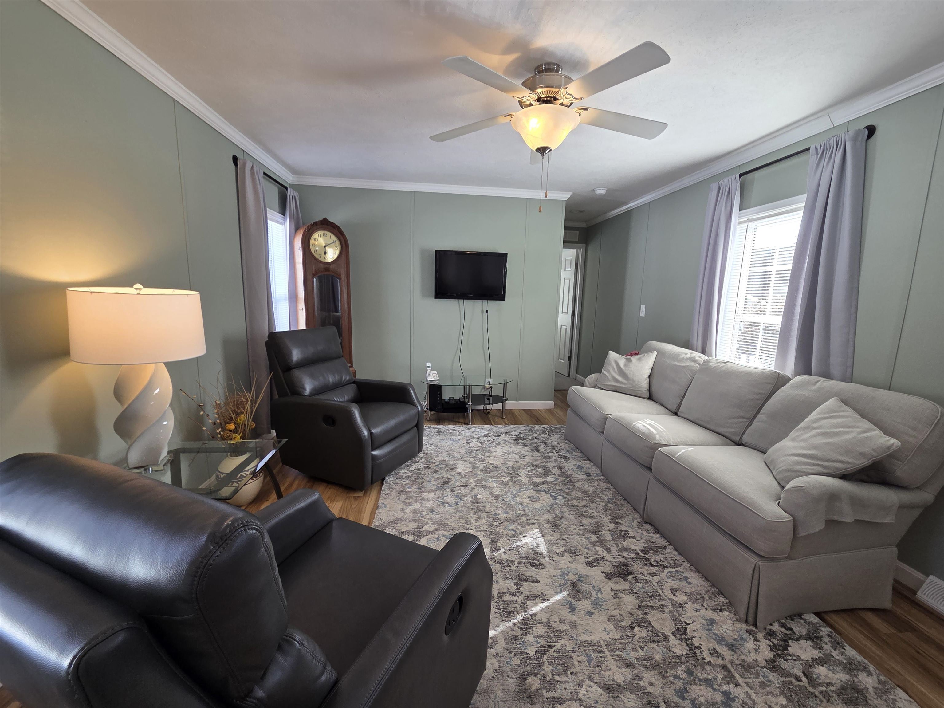 695 Dartmouth College Highway 16