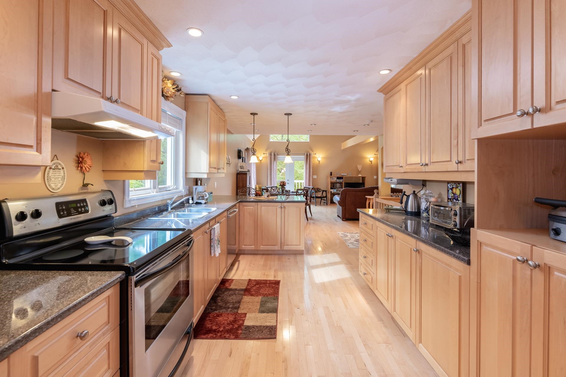 85 Amethyst Hill Road