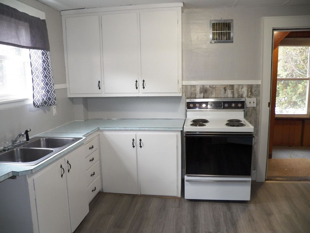 Photo of 437 Willard Street, Berlin, NH 03570 (MLS # 5063255)