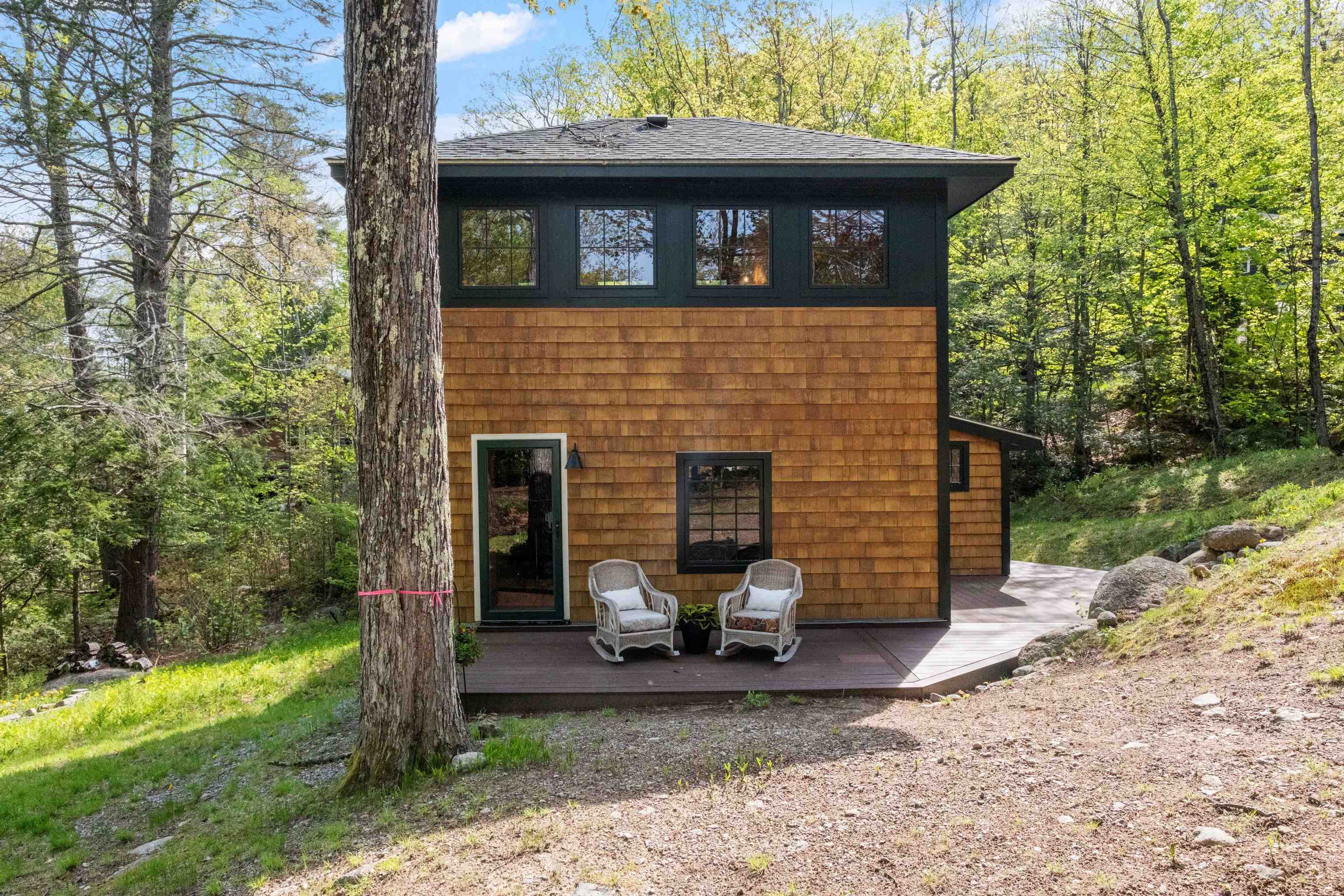42 White Birch Point Road
