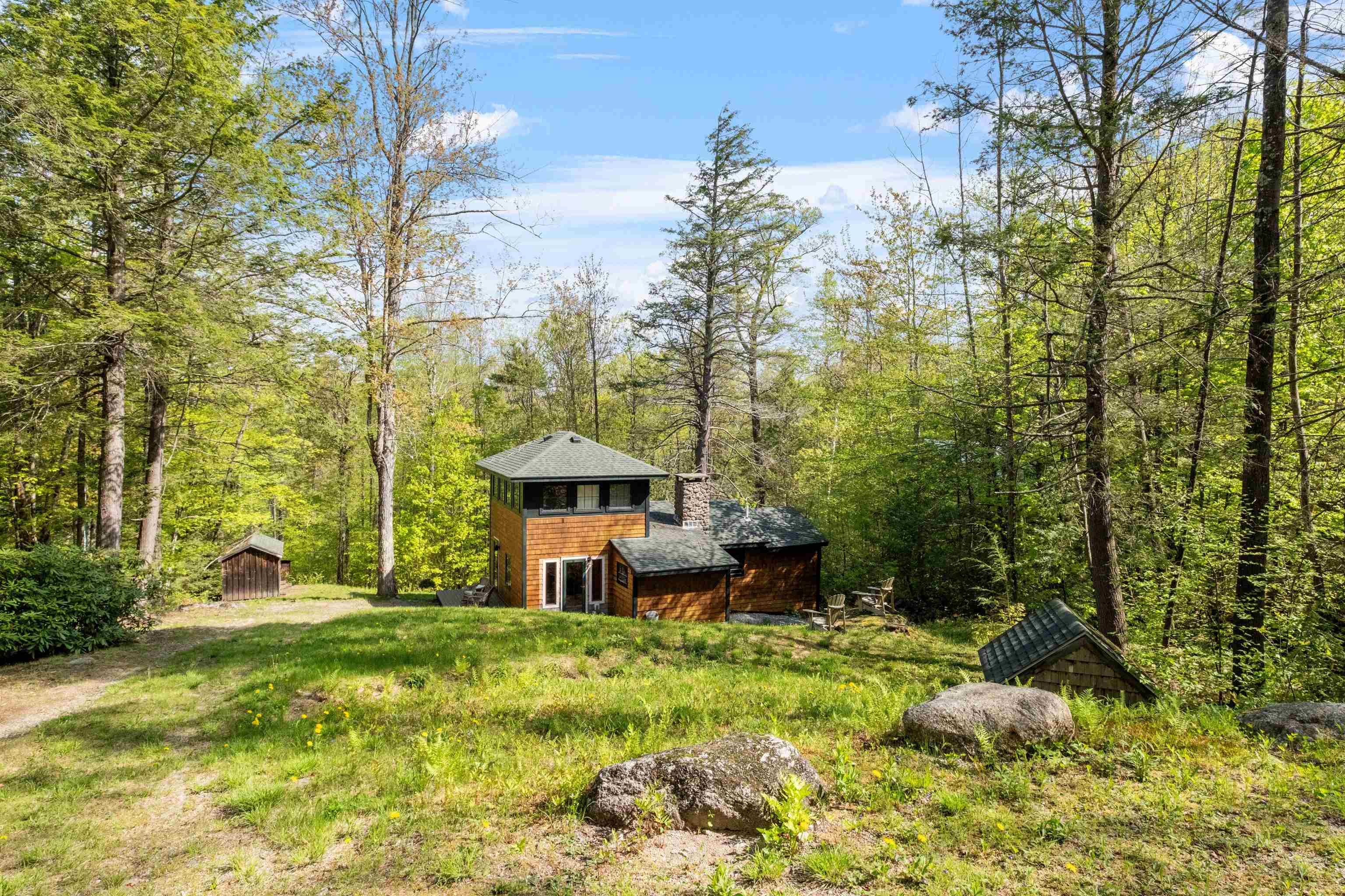 42 White Birch Point Road