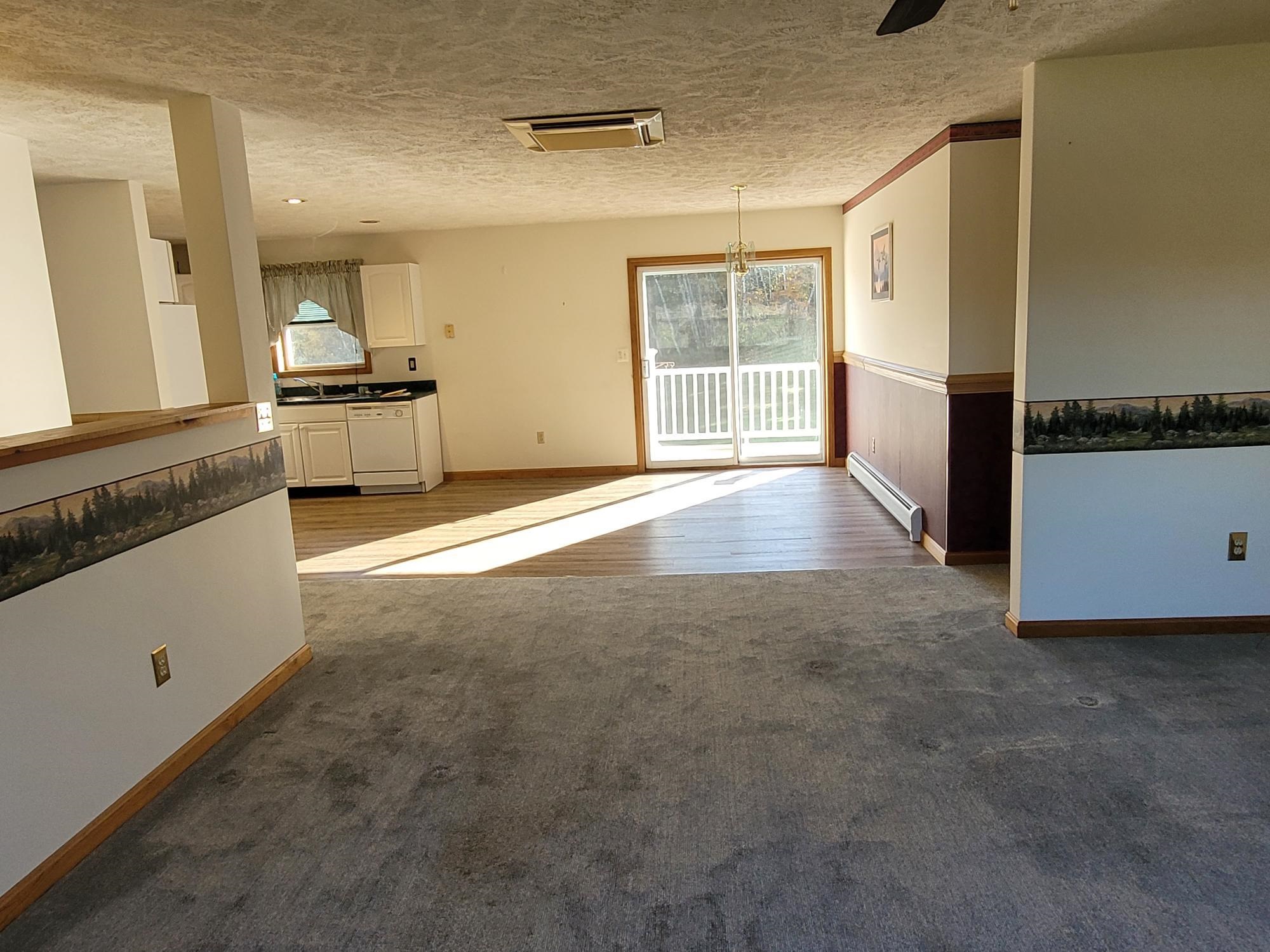 Colchester, Vermont 05446, United States, 3 Bedrooms Bedrooms, ,3 BathroomsBathrooms,Residential,Pending,24598