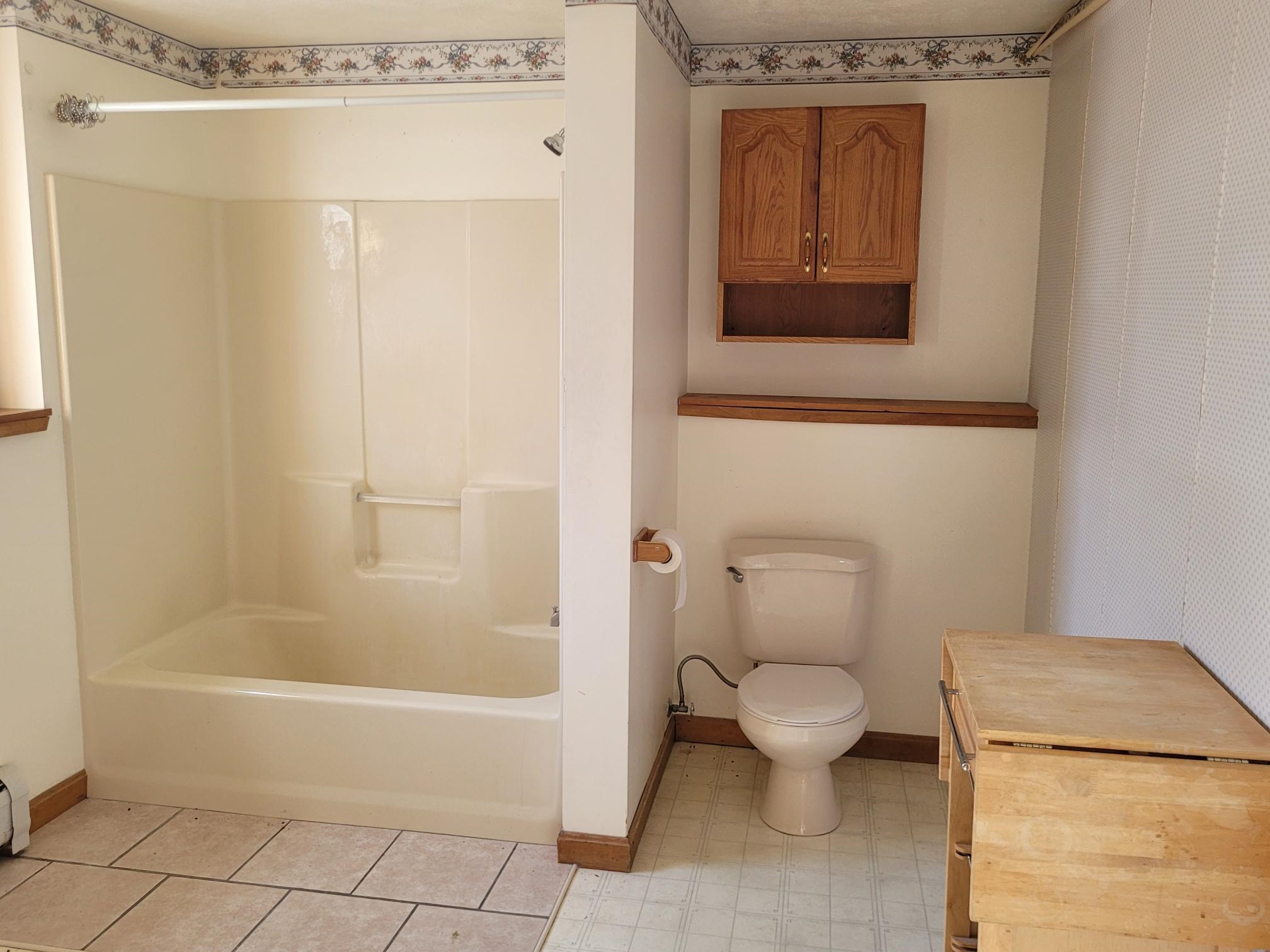 Colchester, Vermont 05446, United States, 3 Bedrooms Bedrooms, ,3 BathroomsBathrooms,Residential,Pending,24598