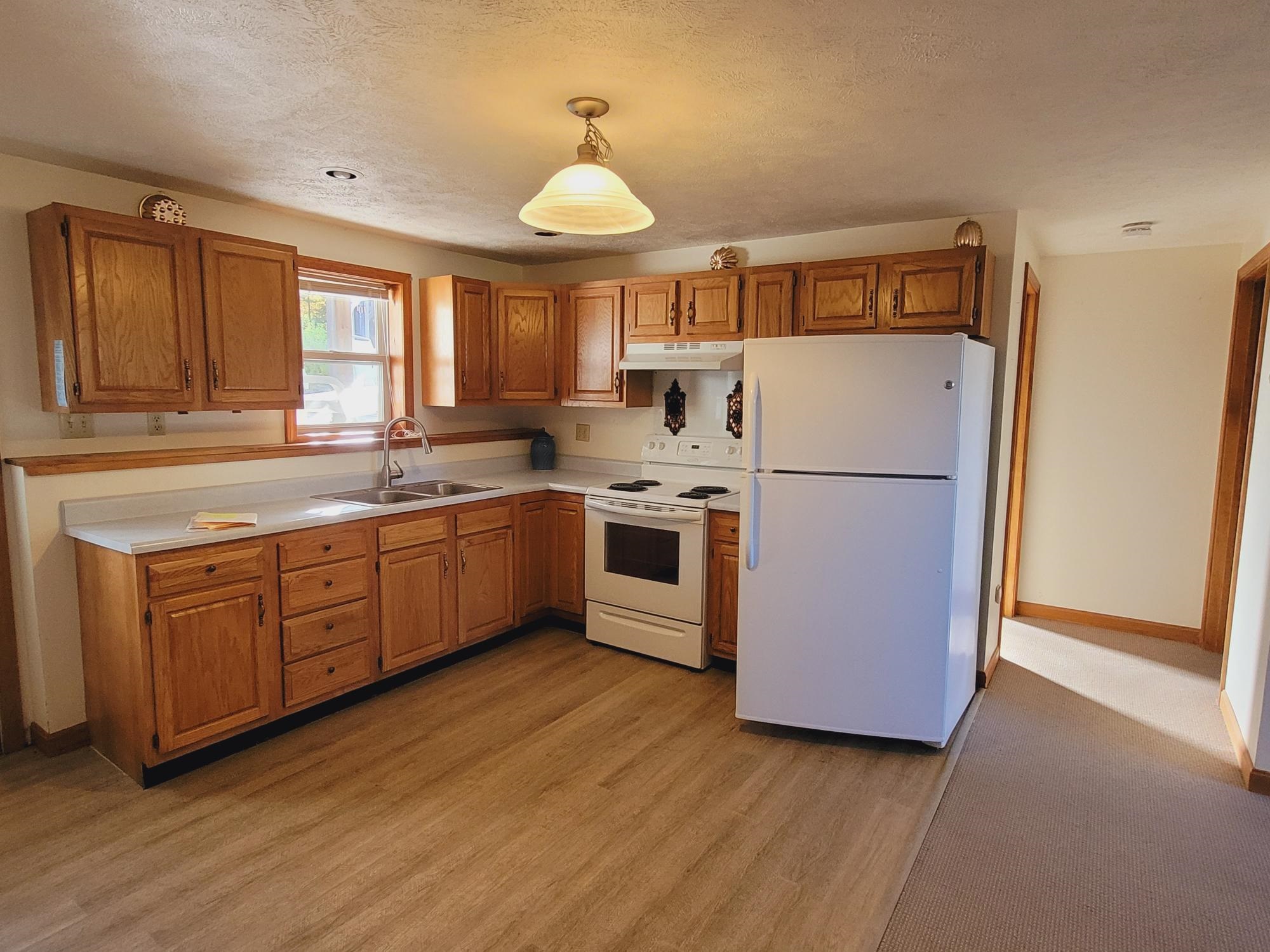 Colchester, Vermont 05446, United States, 3 Bedrooms Bedrooms, ,3 BathroomsBathrooms,Residential,Pending,24598