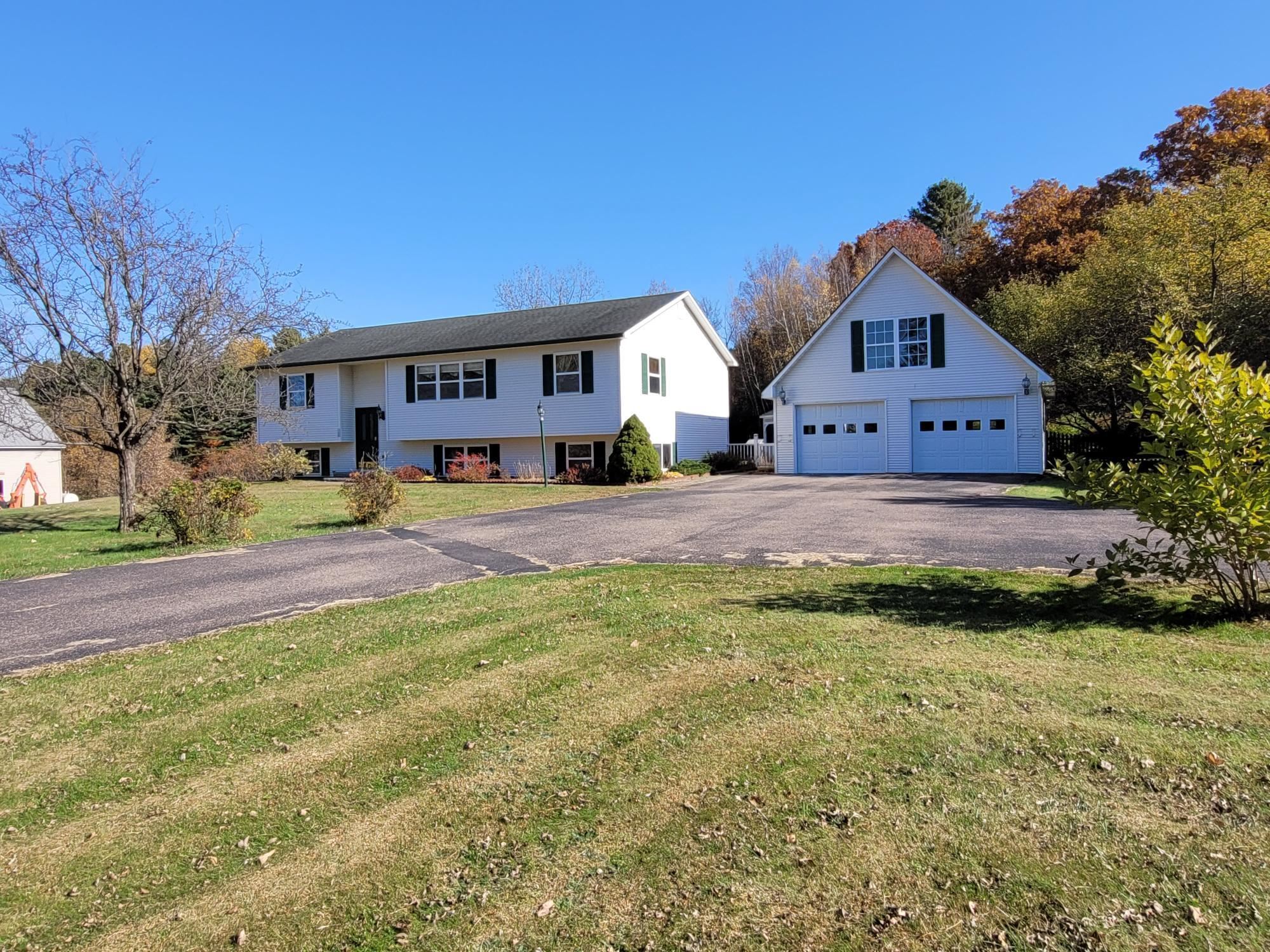 Colchester, Vermont 05446, United States, 3 Bedrooms Bedrooms, ,3 BathroomsBathrooms,Residential,Pending,24598