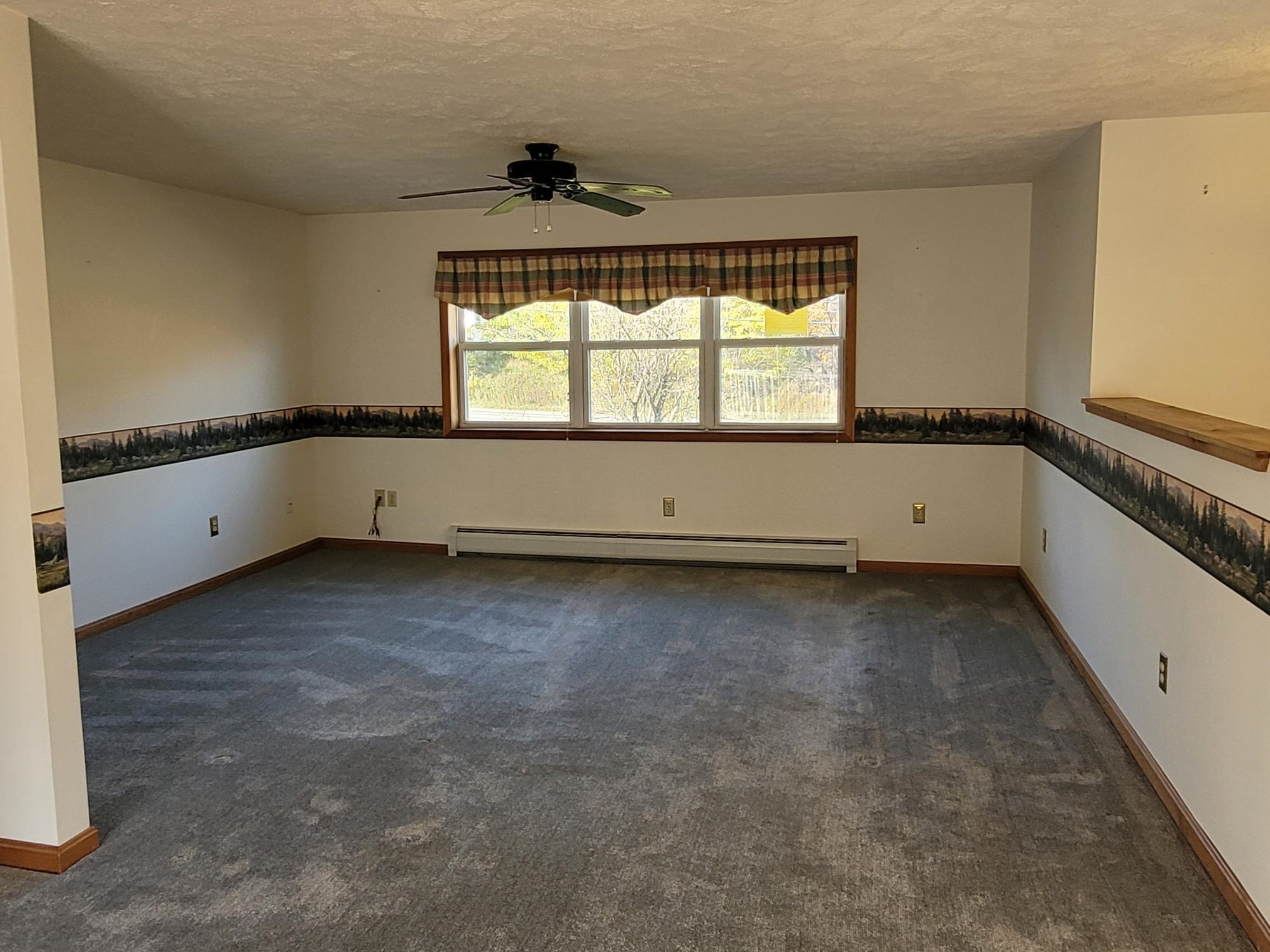 Colchester, Vermont 05446, United States, 3 Bedrooms Bedrooms, ,3 BathroomsBathrooms,Residential,Pending,24598