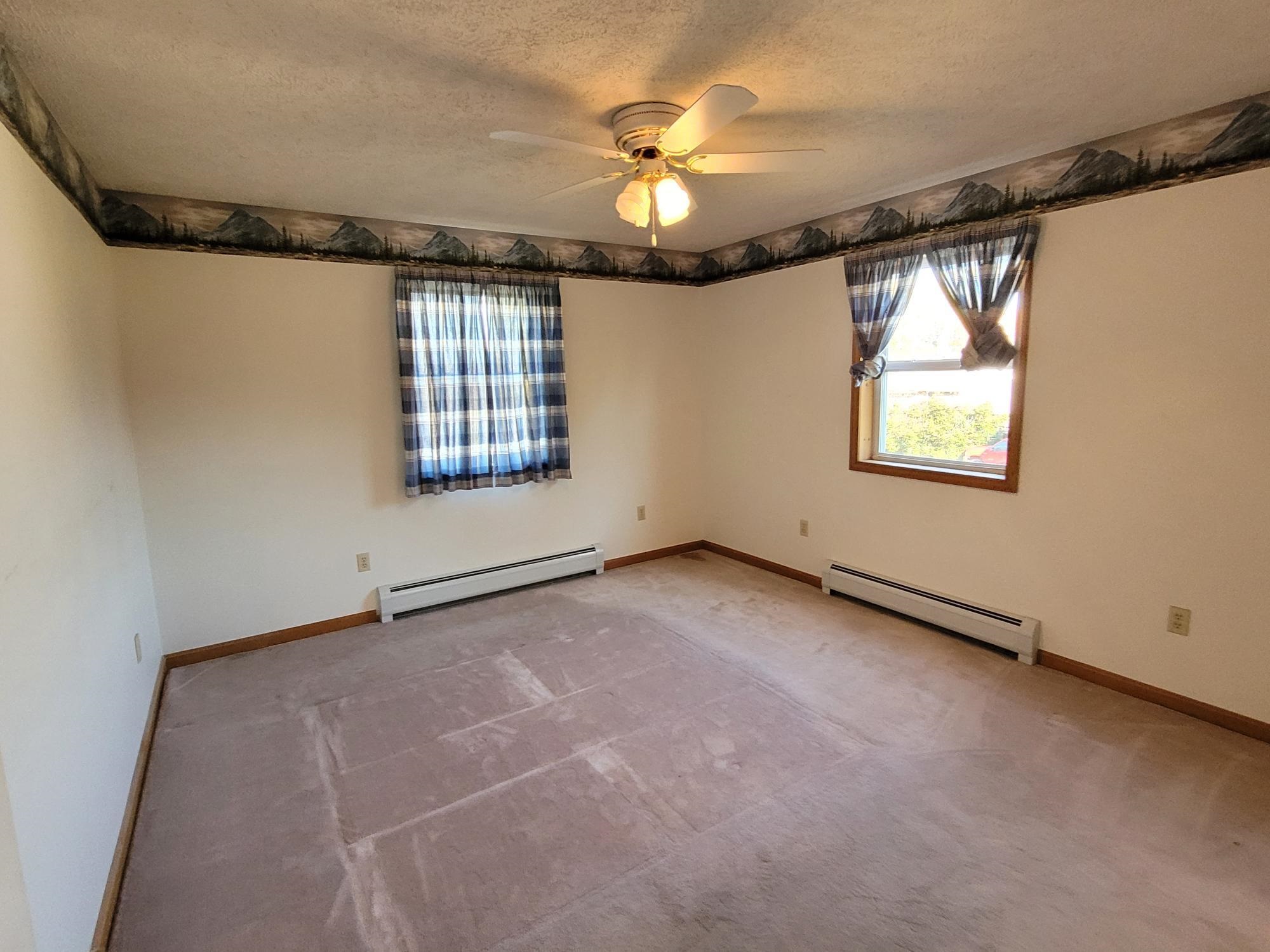 Colchester, Vermont 05446, United States, 3 Bedrooms Bedrooms, ,3 BathroomsBathrooms,Residential,Pending,24598