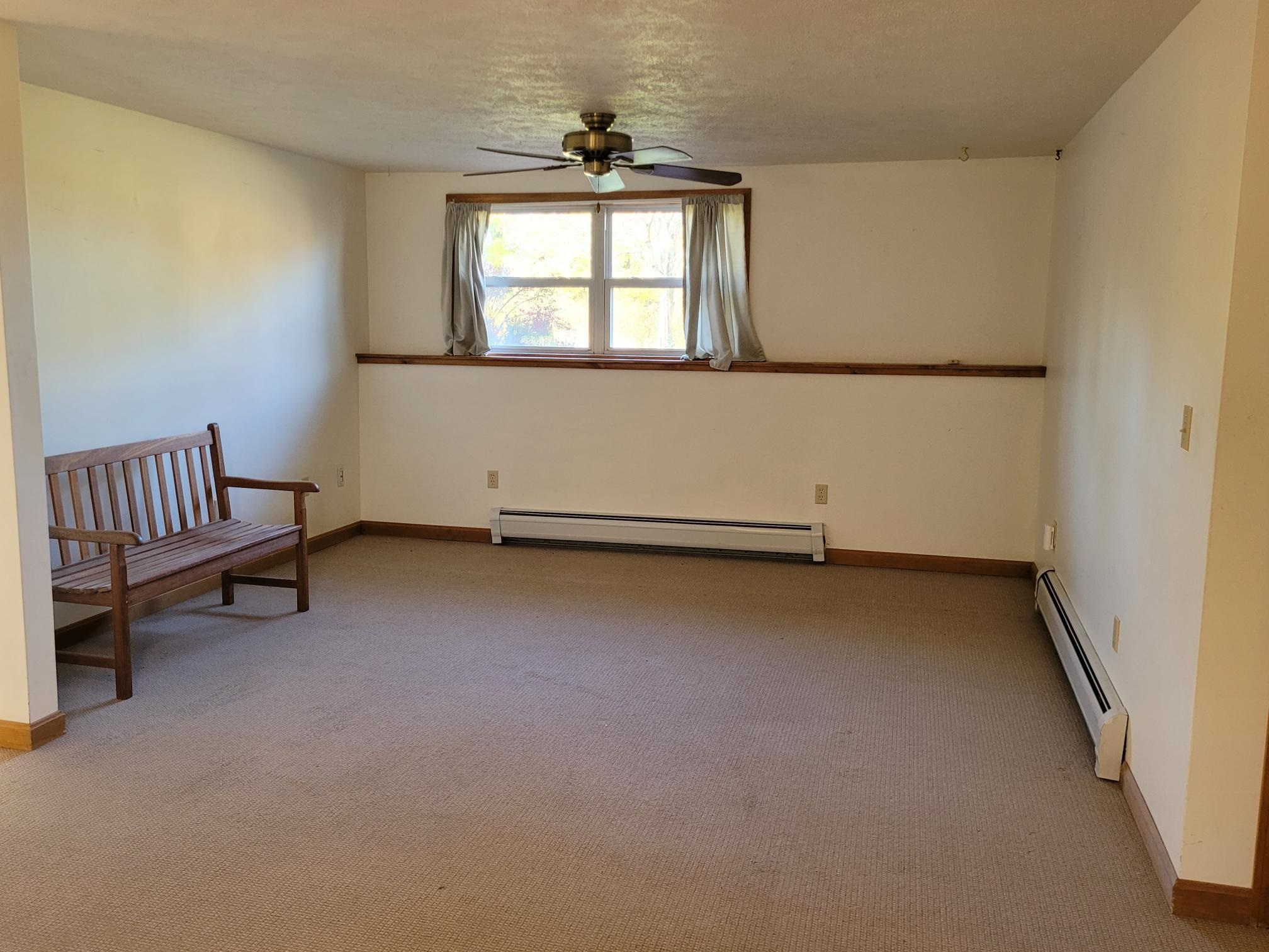 Colchester, Vermont 05446, United States, 3 Bedrooms Bedrooms, ,3 BathroomsBathrooms,Residential,Pending,24598